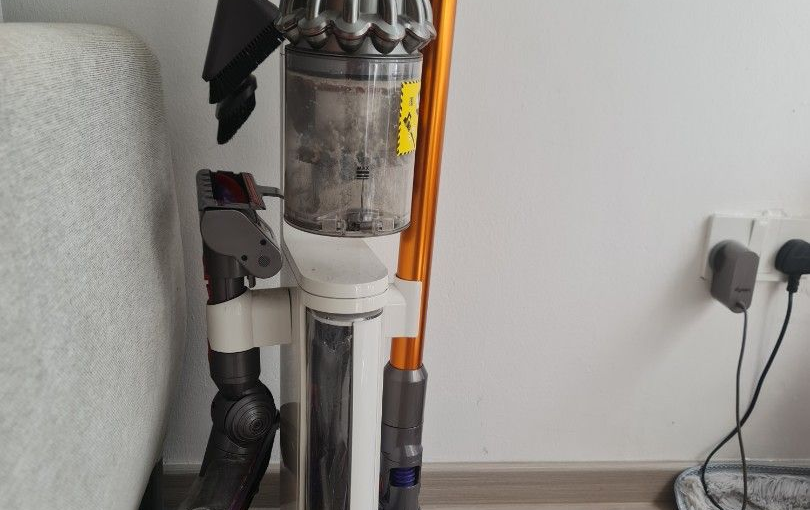 How Dyson SV12 Battery Upgrade Can Improve Cleaning Time