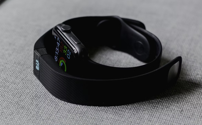 How Long Does a Fitbit Last Before It Dies? Complete Guide